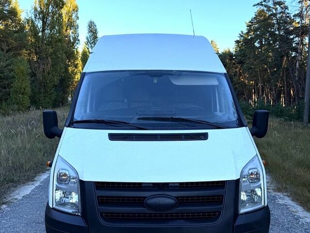 Білий Форд Транзит, об'ємом двигуна 2.4 л та пробігом 275 тис. км за 5200 $, фото 1 на Automoto.ua