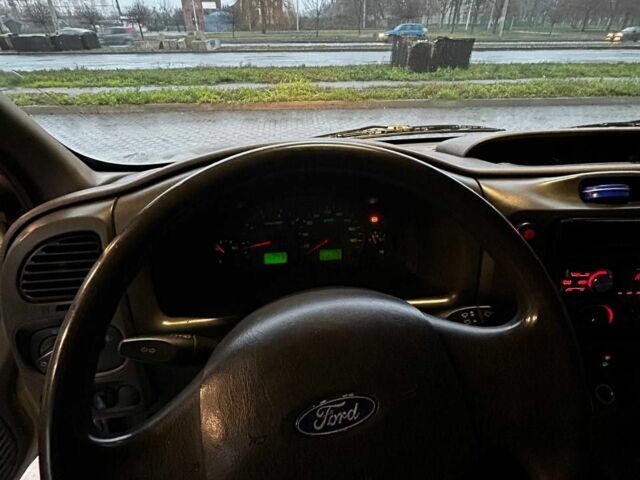 Белый Форд Транзит, объемом двигателя 2 л и пробегом 200 тыс. км за 3800 $, фото 5 на Automoto.ua