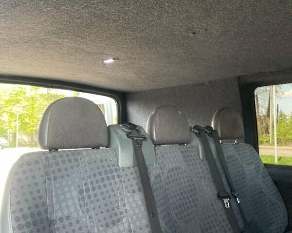 Білий Форд Транзит, об'ємом двигуна 2.2 л та пробігом 300 тис. км за 6000 $, фото 8 на Automoto.ua