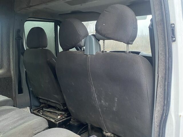 Білий Форд Транзит, об'ємом двигуна 2.4 л та пробігом 376 тис. км за 4300 $, фото 15 на Automoto.ua