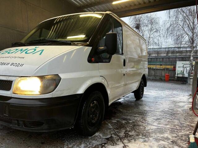 Белый Форд Транзит, объемом двигателя 2 л и пробегом 200 тыс. км за 3800 $, фото 1 на Automoto.ua