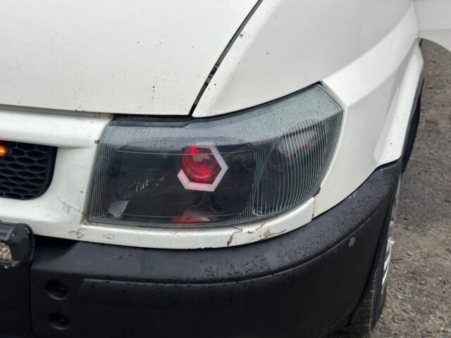 Білий Форд Транзит, об'ємом двигуна 2 л та пробігом 450 тис. км за 4799 $, фото 20 на Automoto.ua