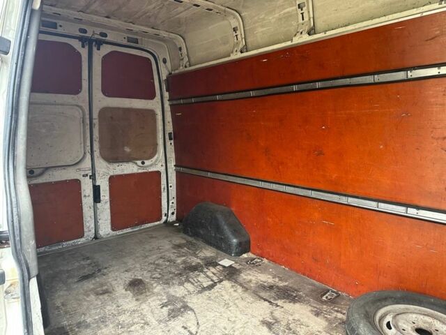 Білий Форд Транзит, об'ємом двигуна 2 л та пробігом 450 тис. км за 4799 $, фото 18 на Automoto.ua