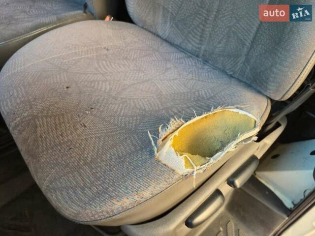 Белый Форд Транзит, объемом двигателя 2 л и пробегом 489 тыс. км за 5000 $, фото 9 на Automoto.ua