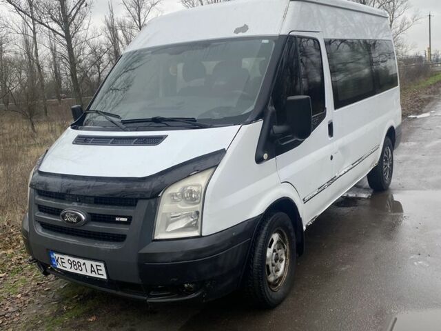 Білий Форд Транзит, об'ємом двигуна 2.4 л та пробігом 376 тис. км за 4300 $, фото 5 на Automoto.ua