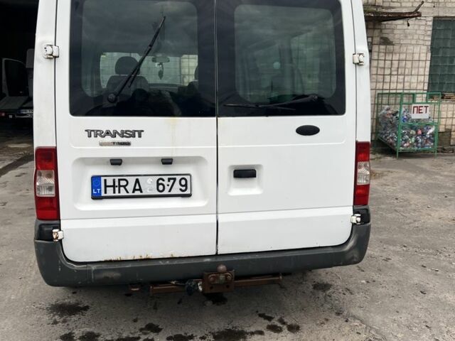 Белый Форд Транзит, объемом двигателя 2.2 л и пробегом 300 тыс. км за 3000 $, фото 1 на Automoto.ua