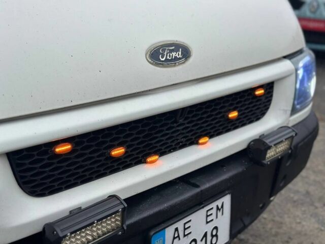 Білий Форд Транзит, об'ємом двигуна 2 л та пробігом 450 тис. км за 4799 $, фото 21 на Automoto.ua