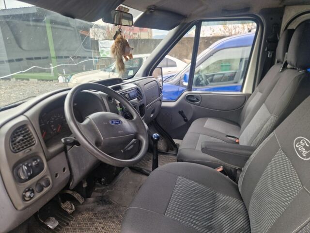 Білий Форд Транзит, об'ємом двигуна 2 л та пробігом 345 тис. км за 4800 $, фото 4 на Automoto.ua