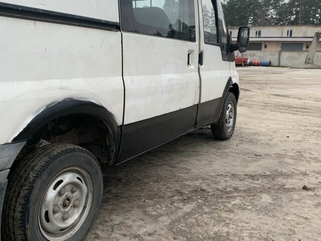Белый Форд Транзит, объемом двигателя 0 л и пробегом 280 тыс. км за 2400 $, фото 5 на Automoto.ua
