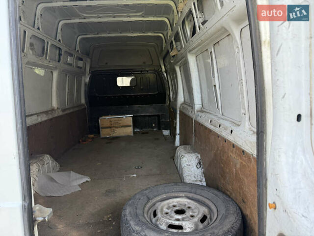 Форд Транзит 2007 в Ратно на Automoto.ua Белый Форд Транзит, объемом двигателя 2.5 л и пробегом 187 тыс. км за 9800 $, фото 5 на Automoto.ua