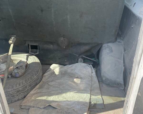 Білий Форд Транзит, об'ємом двигуна 2.2 л та пробігом 250 тис. км за 3900 $, фото 27 на Automoto.ua