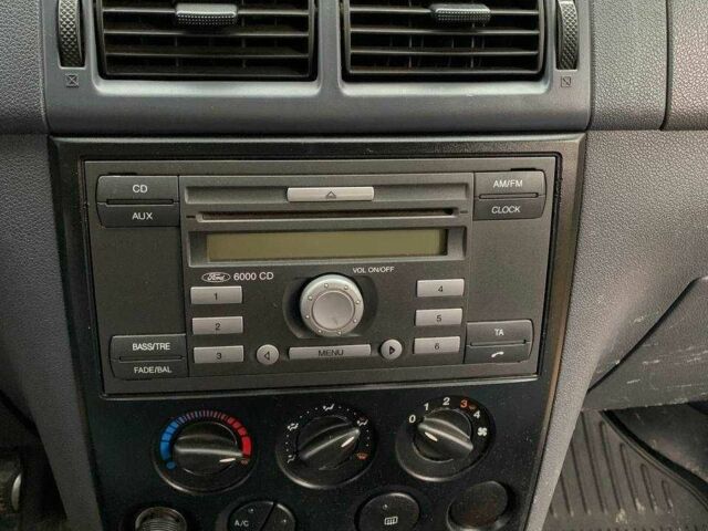 Білий Форд Транзит, об'ємом двигуна 1.8 л та пробігом 276 тис. км за 4800 $, фото 12 на Automoto.ua