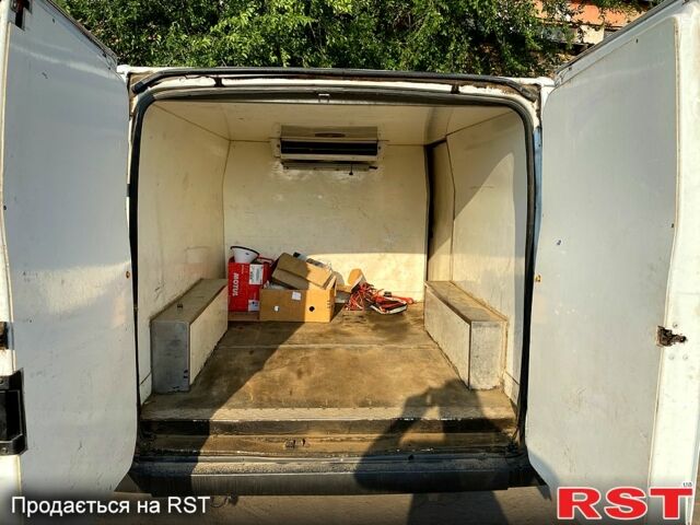 Білий Форд Транзит, об'ємом двигуна 2.2 л та пробігом 0 тис. км за 5500 $, фото 5 на Automoto.ua