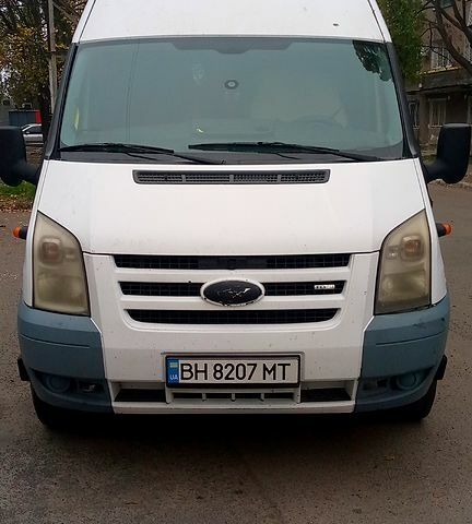 Белый Форд Транзит, объемом двигателя 2.4 л и пробегом 300 тыс. км за 7000 $, фото 3 на Automoto.ua