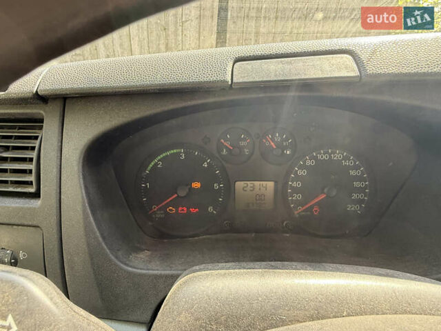 Форд Транзит 2007 в Ратно на Automoto.ua Белый Форд Транзит, объемом двигателя 2.5 л и пробегом 187 тыс. км за 9800 $, фото 11 на Automoto.ua