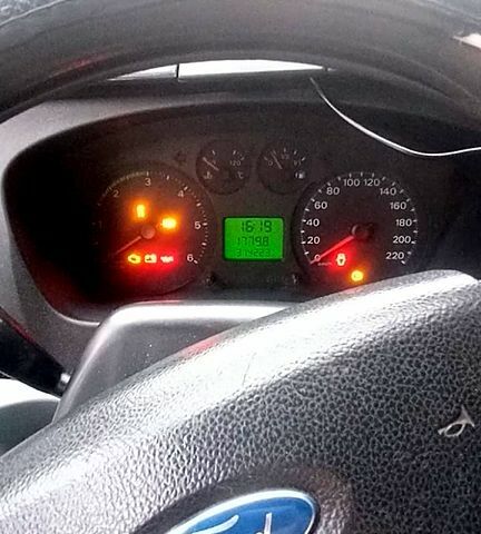 Білий Форд Транзит, об'ємом двигуна 2.2 л та пробігом 314 тис. км за 7200 $, фото 2 на Automoto.ua