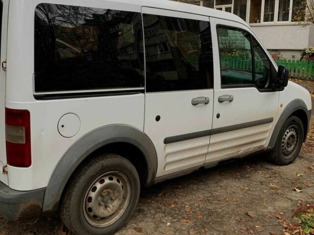 Білий Форд Транзит, об'ємом двигуна 1.8 л та пробігом 276 тис. км за 4800 $, фото 2 на Automoto.ua