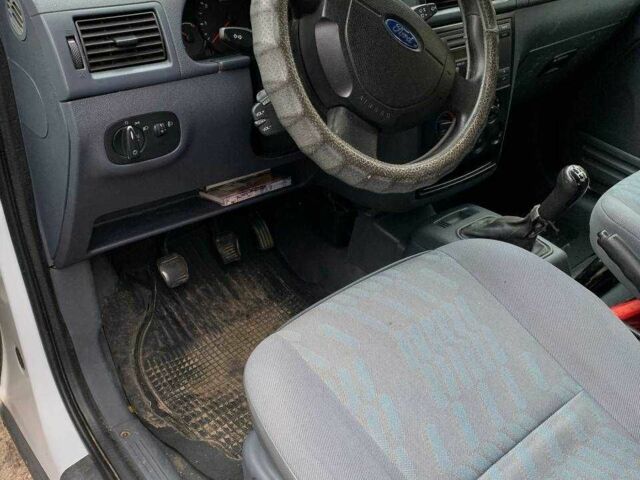 Білий Форд Транзит, об'ємом двигуна 1.8 л та пробігом 276 тис. км за 4800 $, фото 4 на Automoto.ua