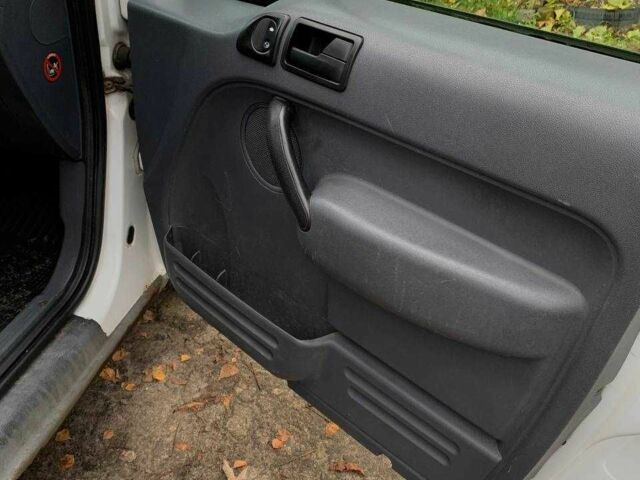 Білий Форд Транзит, об'ємом двигуна 1.8 л та пробігом 276 тис. км за 4800 $, фото 7 на Automoto.ua