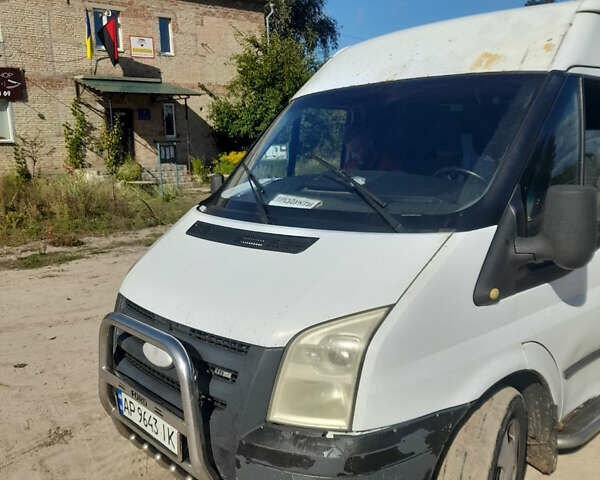 Білий Форд Транзит, об'ємом двигуна 2.2 л та пробігом 260 тис. км за 5000 $, фото 3 на Automoto.ua