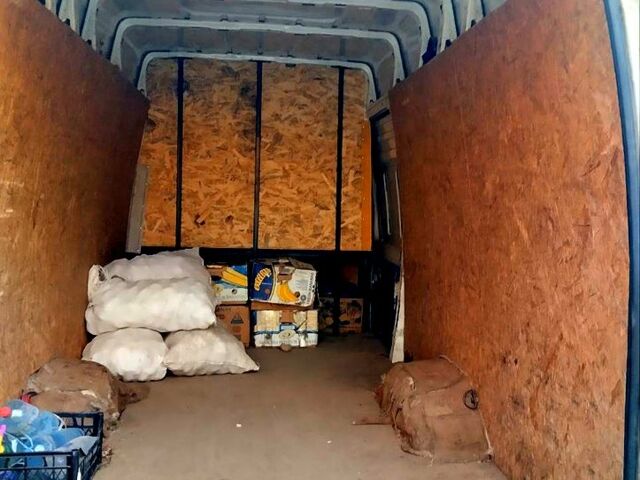 Белый Форд Транзит, объемом двигателя 2.4 л и пробегом 350 тыс. км за 9500 $, фото 4 на Automoto.ua