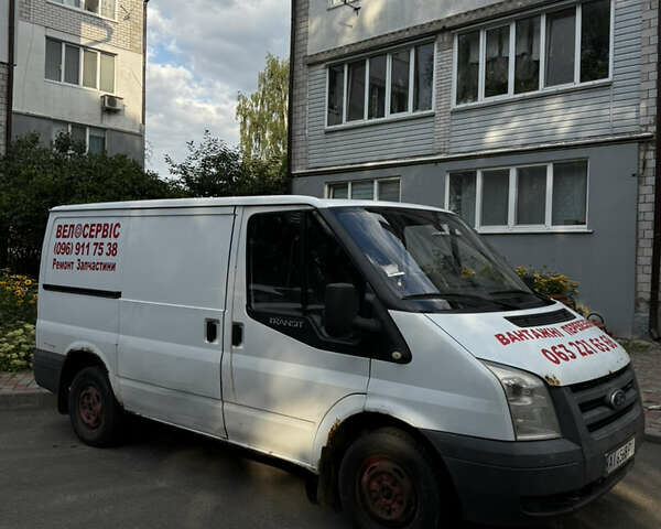 Білий Форд Транзит, об'ємом двигуна 2.2 л та пробігом 300 тис. км за 6000 $, фото 1 на Automoto.ua