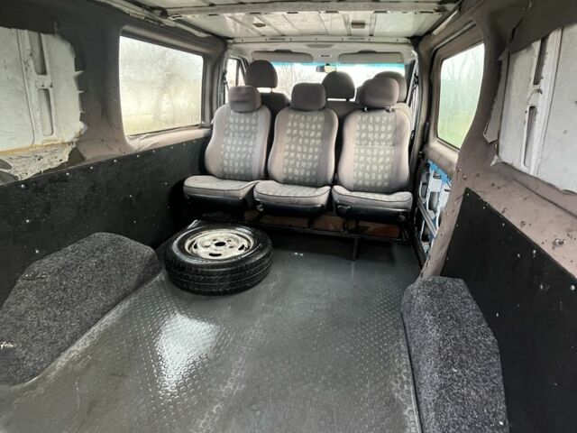 Білий Форд Транзит, об'ємом двигуна 2.2 л та пробігом 372 тис. км за 5650 $, фото 5 на Automoto.ua