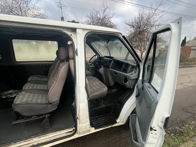 Білий Форд Транзит, об'ємом двигуна 2.2 л та пробігом 372 тис. км за 5650 $, фото 6 на Automoto.ua