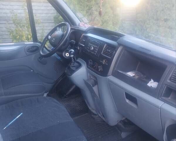 Белый Форд Транзит, объемом двигателя 2.2 л и пробегом 470 тыс. км за 6100 $, фото 4 на Automoto.ua