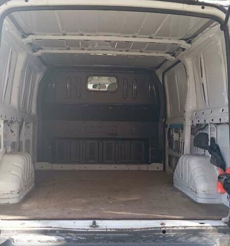 Білий Форд Транзит, об'ємом двигуна 2.2 л та пробігом 328 тис. км за 6700 $, фото 4 на Automoto.ua