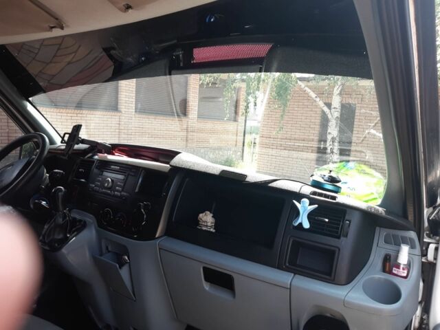 Белый Форд Транзит, объемом двигателя 2.2 л и пробегом 360 тыс. км за 4600 $, фото 4 на Automoto.ua