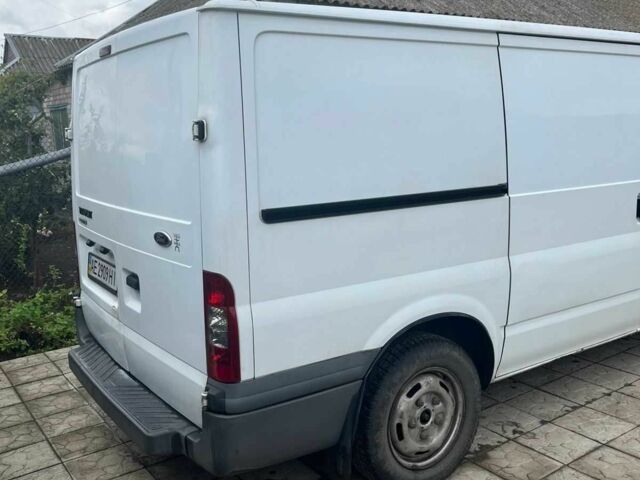 Білий Форд Транзит, об'ємом двигуна 2.2 л та пробігом 326 тис. км за 8300 $, фото 3 на Automoto.ua