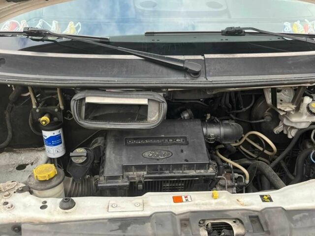 Білий Форд Транзит, об'ємом двигуна 2.2 л та пробігом 326 тис. км за 8300 $, фото 5 на Automoto.ua