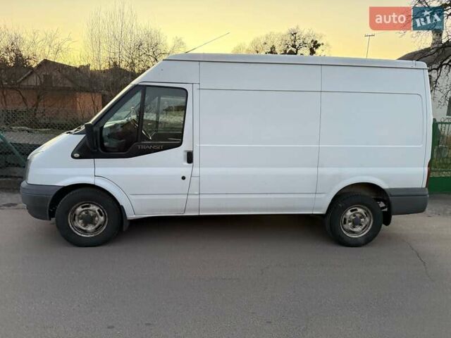 Білий Форд Транзит, об'ємом двигуна 2.2 л та пробігом 420 тис. км за 8500 $, фото 1 на Automoto.ua