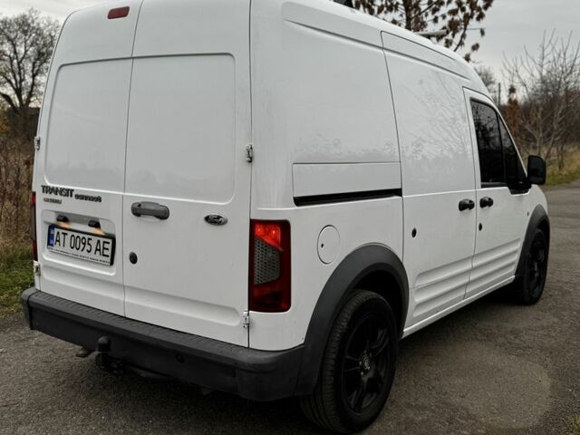 Білий Форд Транзит, об'ємом двигуна 1.8 л та пробігом 370 тис. км за 4800 $, фото 3 на Automoto.ua