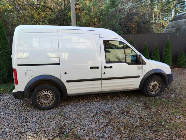 Белый Форд Транзит, объемом двигателя 1.8 л и пробегом 501 тыс. км за 5850 $, фото 1 на Automoto.ua