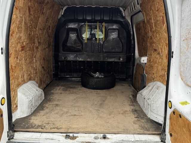 Білий Форд Транзит, об'ємом двигуна 1.8 л та пробігом 370 тис. км за 4800 $, фото 10 на Automoto.ua