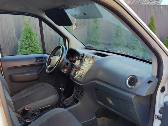 Белый Форд Транзит, объемом двигателя 1.8 л и пробегом 501 тыс. км за 5850 $, фото 6 на Automoto.ua