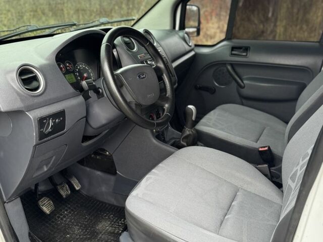 Білий Форд Транзит, об'ємом двигуна 1.8 л та пробігом 370 тис. км за 4800 $, фото 11 на Automoto.ua