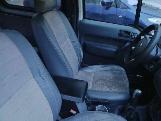 Білий Форд Транзит, об'ємом двигуна 1.8 л та пробігом 230 тис. км за 5847 $, фото 4 на Automoto.ua