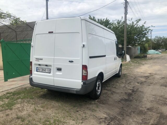 Белый Форд Транзит, объемом двигателя 2.2 л и пробегом 285 тыс. км за 10500 $, фото 3 на Automoto.ua