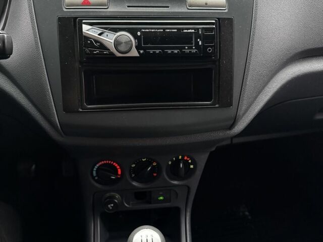 Білий Форд Транзит, об'ємом двигуна 1.8 л та пробігом 370 тис. км за 4800 $, фото 13 на Automoto.ua