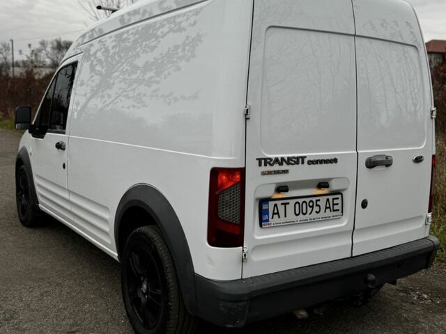 Білий Форд Транзит, об'ємом двигуна 1.8 л та пробігом 370 тис. км за 4800 $, фото 4 на Automoto.ua
