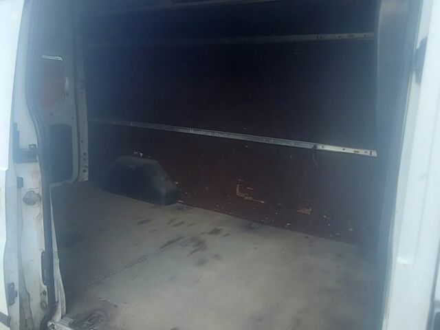 Білий Форд Транзит, об'ємом двигуна 2.2 л та пробігом 430 тис. км за 7500 $, фото 8 на Automoto.ua