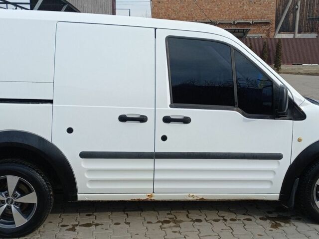 Белый Форд Транзит, объемом двигателя 1.8 л и пробегом 220 тыс. км за 5200 $, фото 9 на Automoto.ua