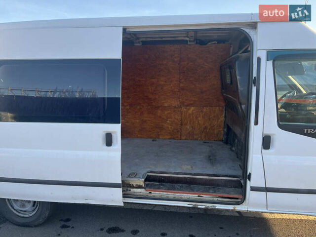 Белый Форд Транзит, объемом двигателя 2.2 л и пробегом 307 тыс. км за 8200 $, фото 20 на Automoto.ua