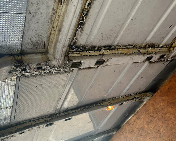 Белый Форд Транзит, объемом двигателя 2.2 л и пробегом 307 тыс. км за 8200 $, фото 31 на Automoto.ua