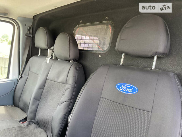 Белый Форд Транзит, объемом двигателя 2.2 л и пробегом 307 тыс. км за 8200 $, фото 11 на Automoto.ua