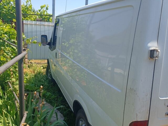 Белый Форд Транзит, объемом двигателя 2.2 л и пробегом 380 тыс. км за 3500 $, фото 4 на Automoto.ua