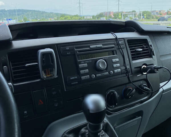 Белый Форд Транзит, объемом двигателя 2.2 л и пробегом 307 тыс. км за 8200 $, фото 13 на Automoto.ua